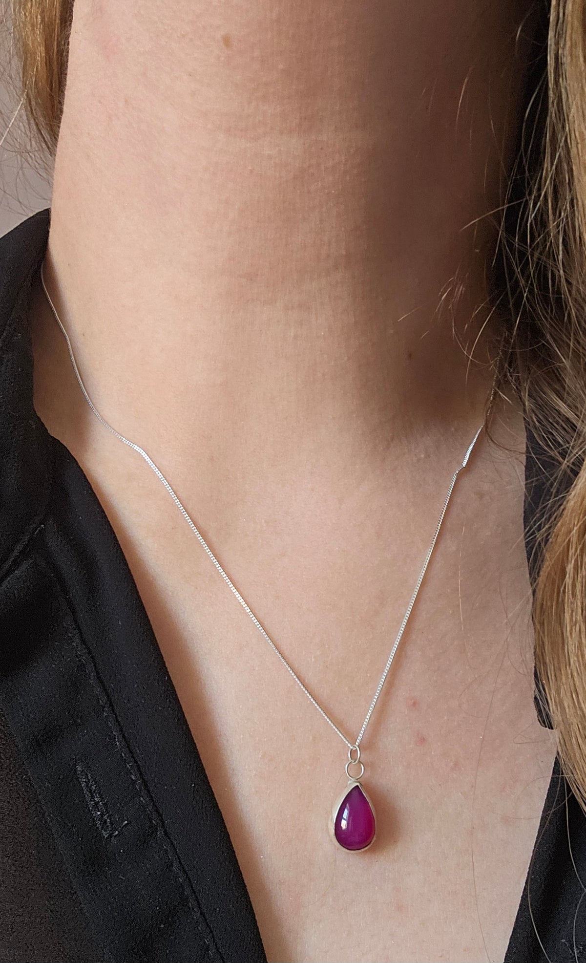 Magenta Teardrop Pendant Necklace