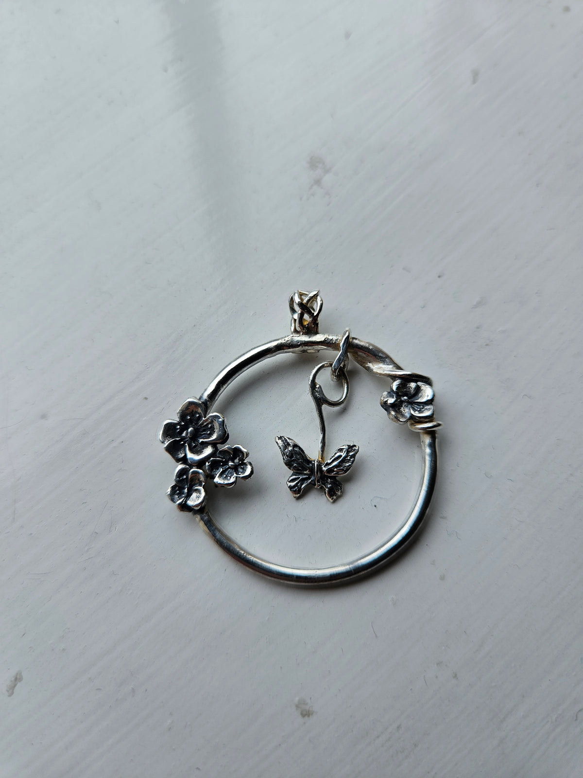 Hidden garden pendant